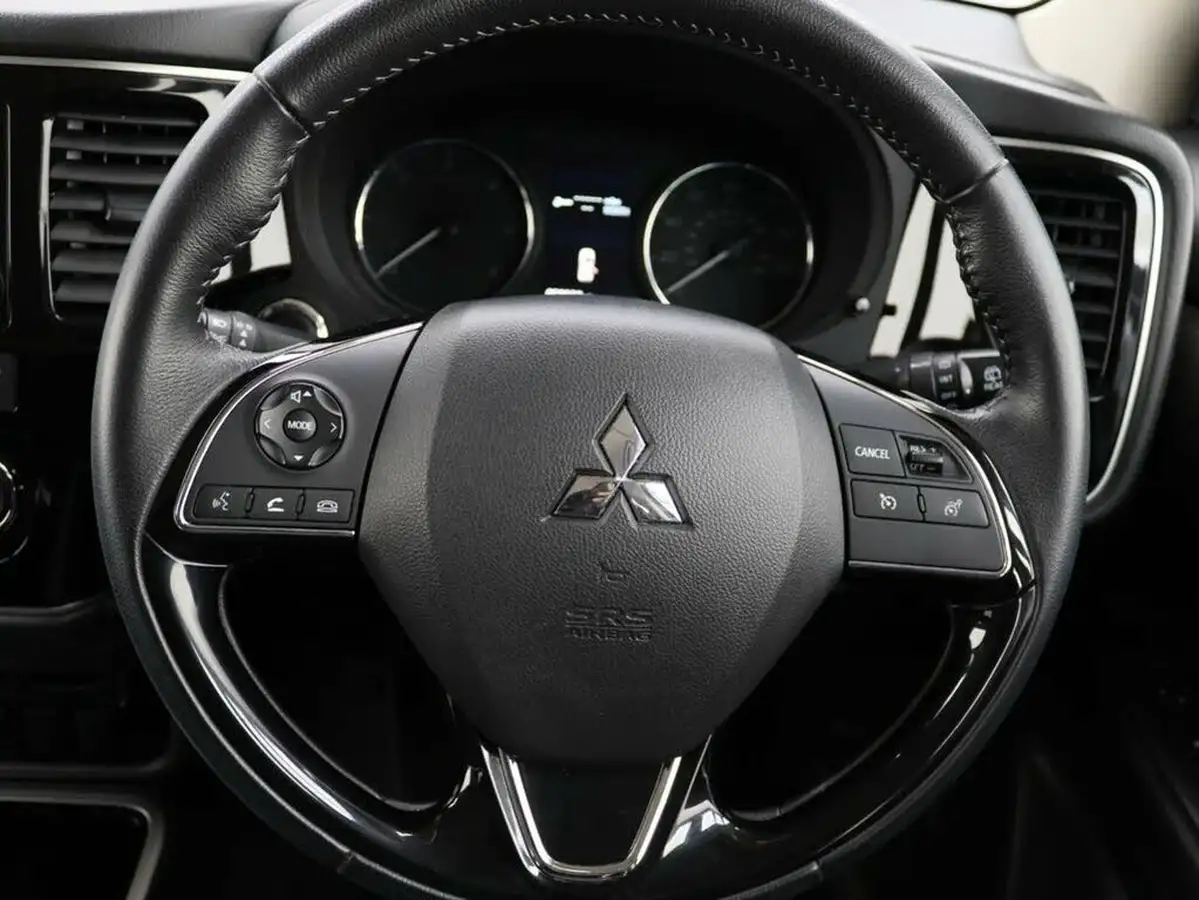 2018-mitsubishi-outlander-22di-d-3-big-18