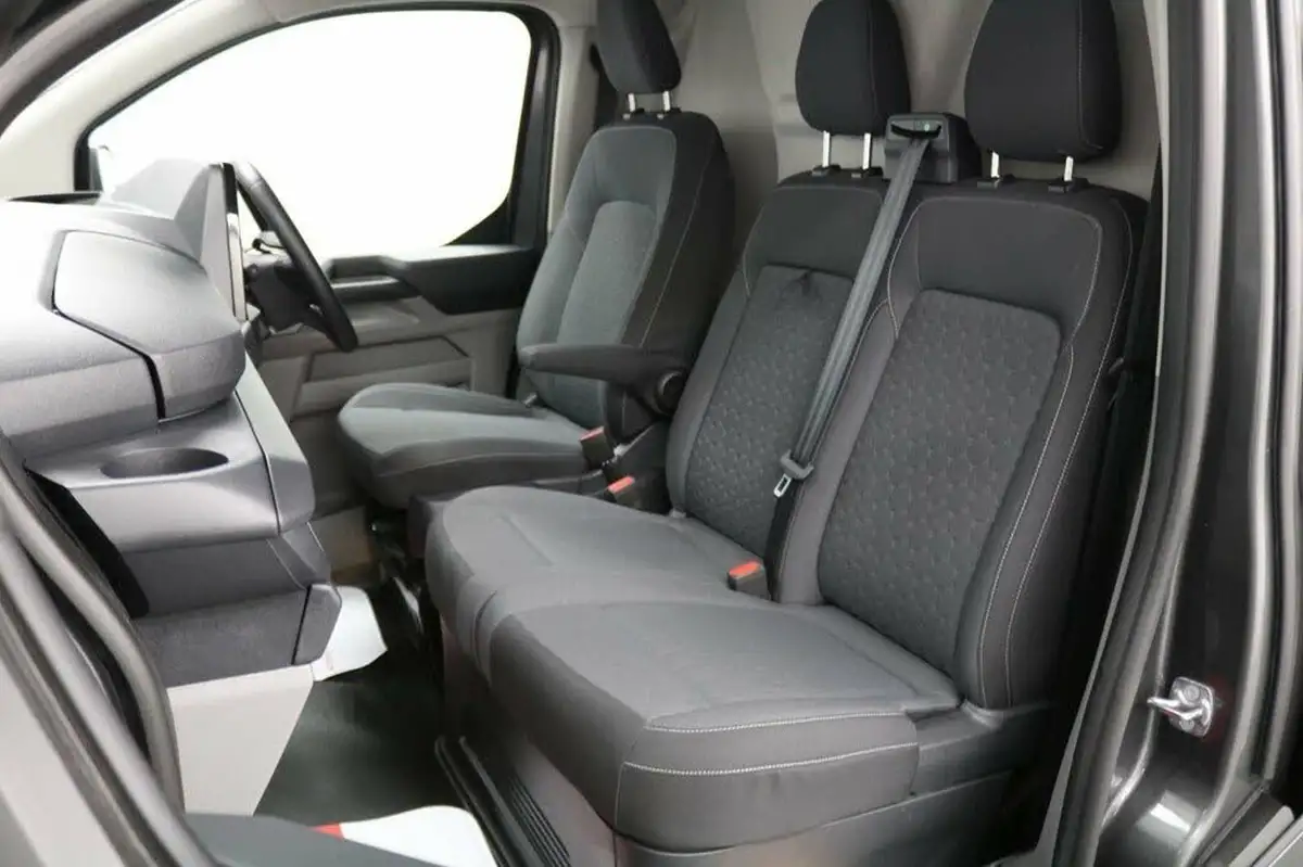 2024-ford-transit-custom-20tdci-320-l1h1-limited-136pseu6e-panel-van-1996cc-auto-big-20