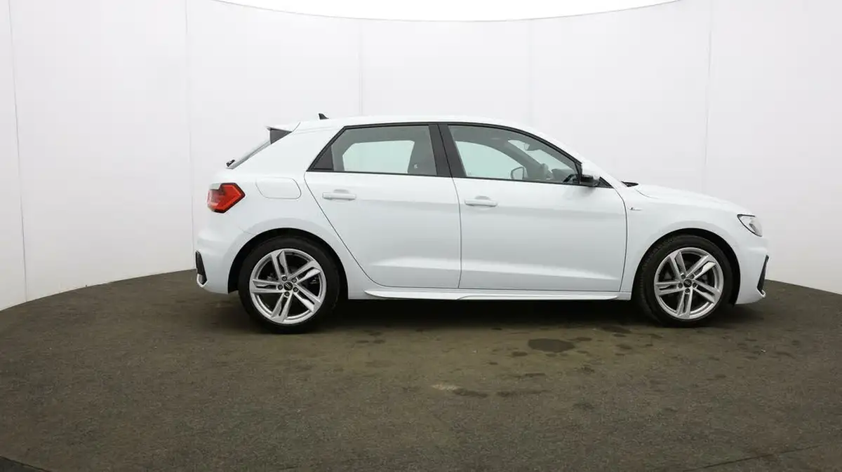 2021-audi-a1-10-30-tfsi-s-line-110ps-big-52