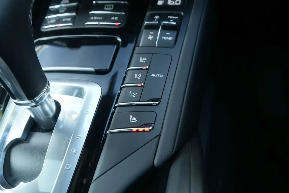 2016-porsche-cayenne-30-s-e-hybrid-big-25