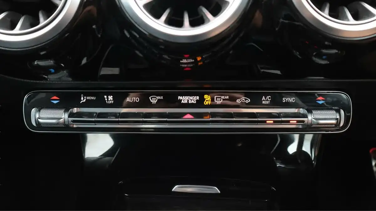 2020-mercedes-benz-cla-13-cla-200-amg-line-premium-coupe-4d-7g-dct-big-12