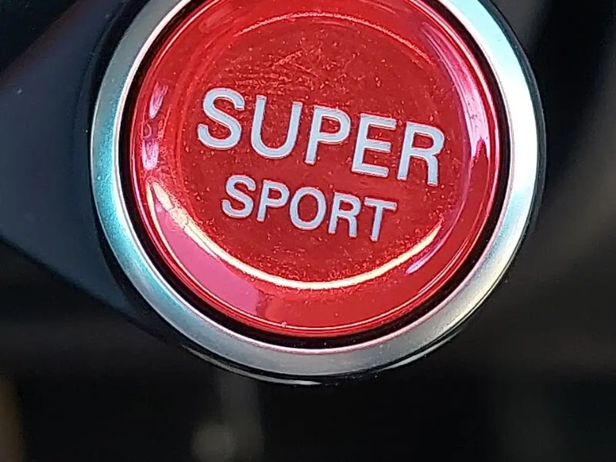2024-mg-hs-15t-gdi-trophy-162ps-1490cc-dct-big-17