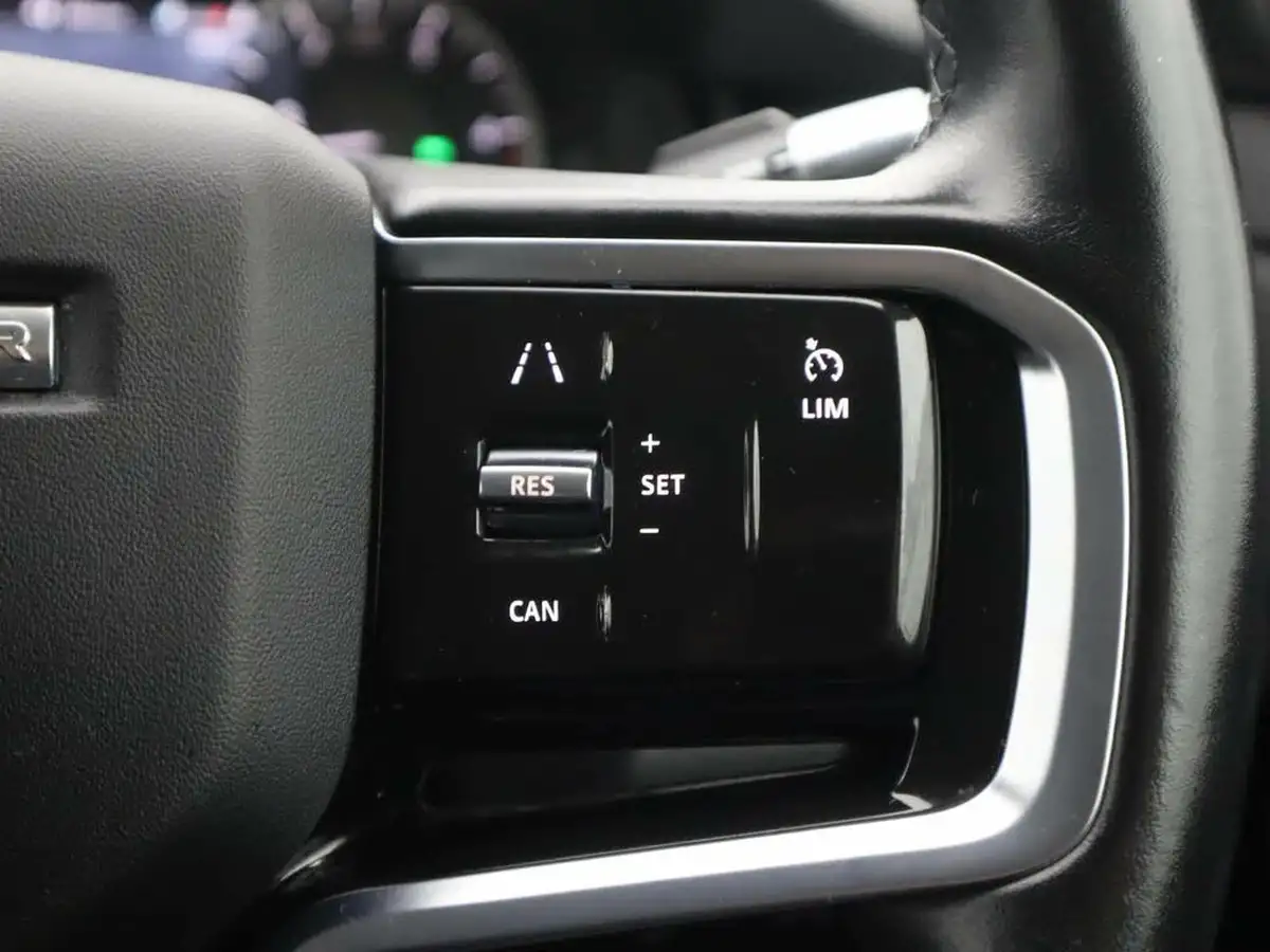 2021-land-rover-range-rover-evoque-20-d165-big-29