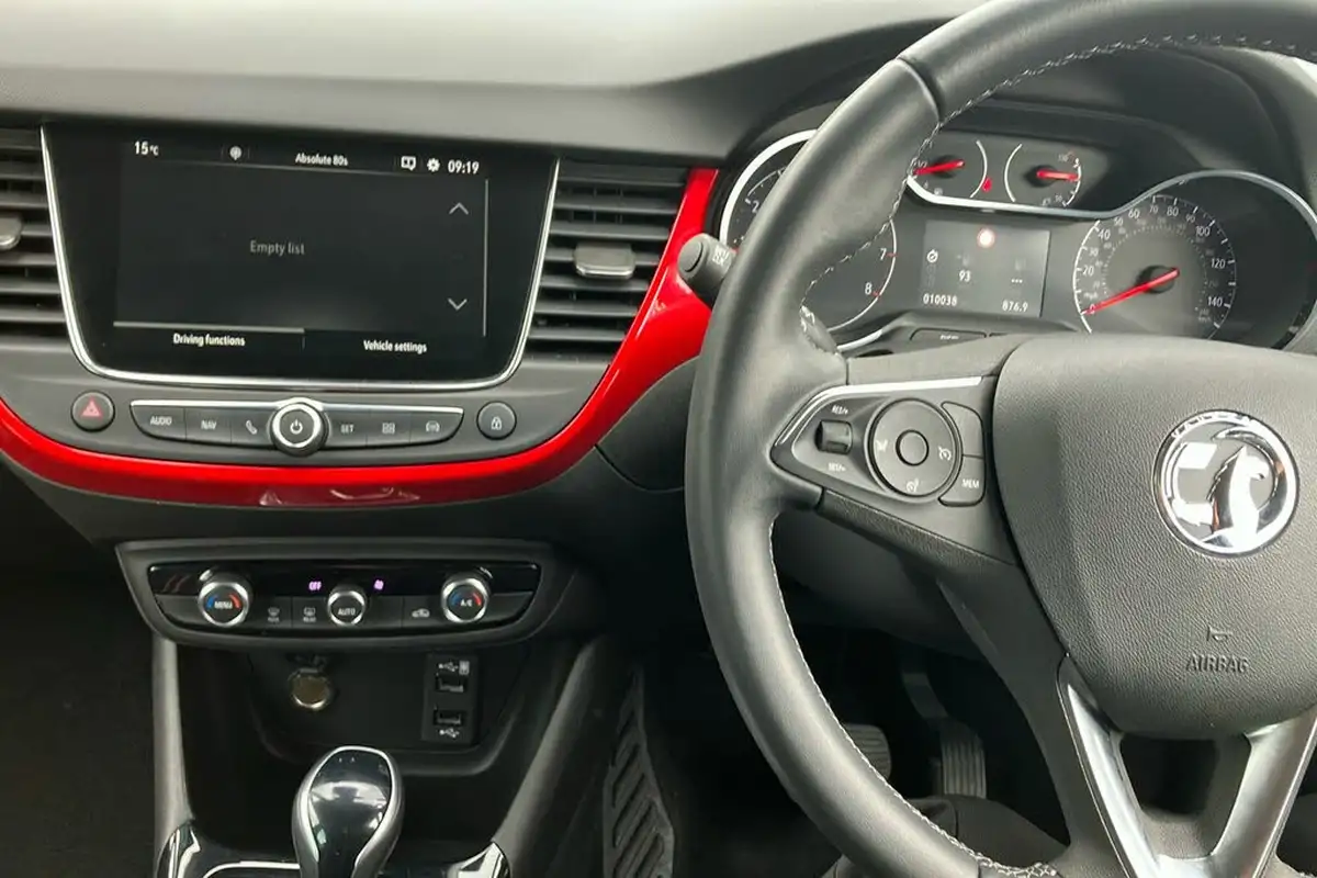 2023-vauxhall-crossland-12-gs-130ps-auto-big-10