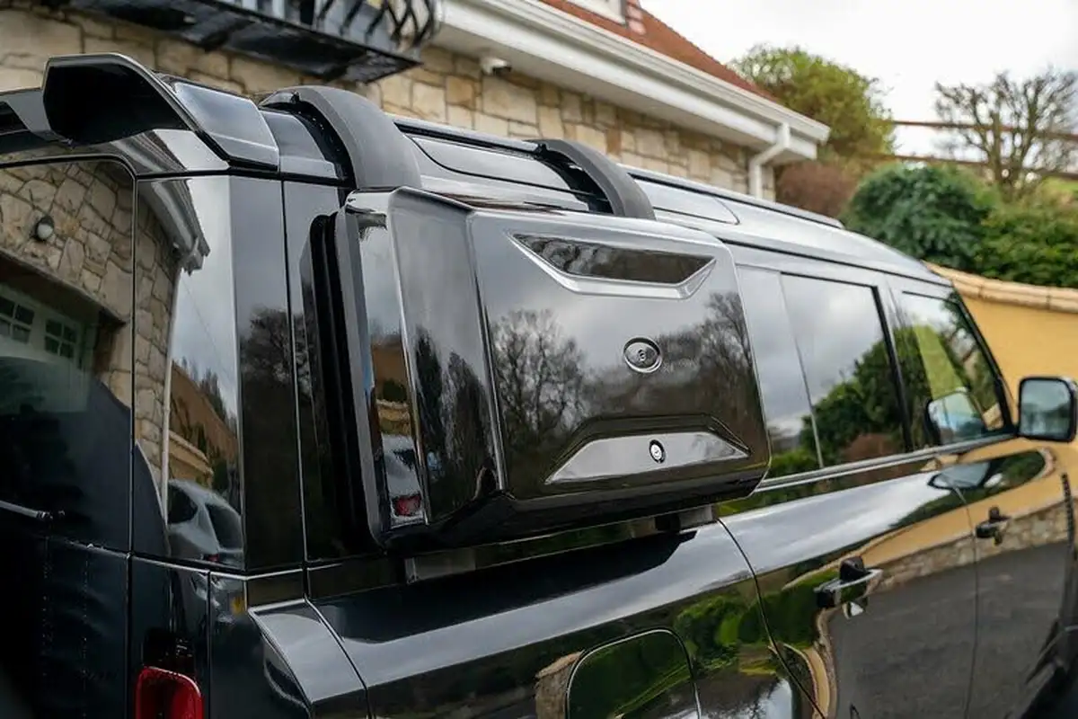 2023-land-rover-110-defender-30-d250-x-dynamic-hse-big-11