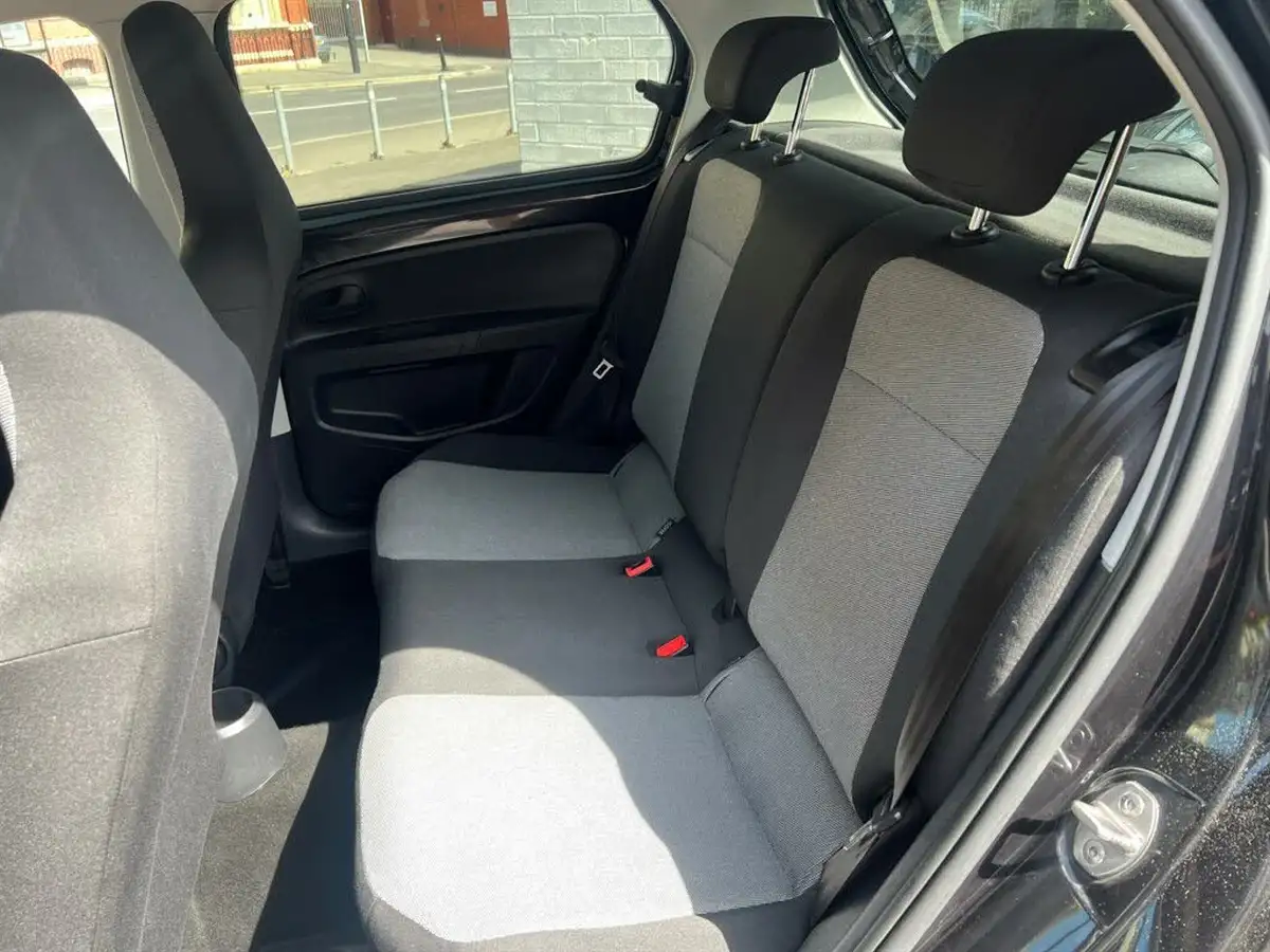2014-skoda-citigo-10-black-edition-5d-big-5