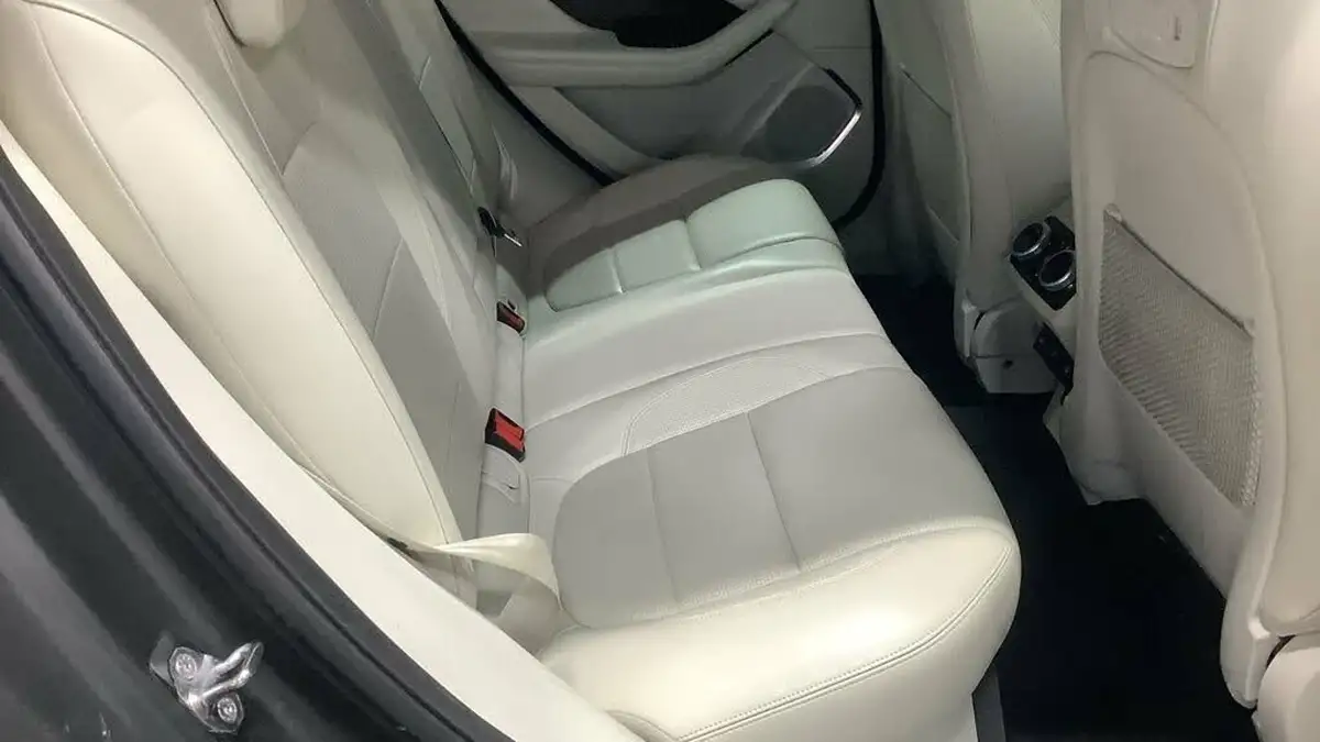 2019-jaguar-i-pace-ev400-hse-big-9