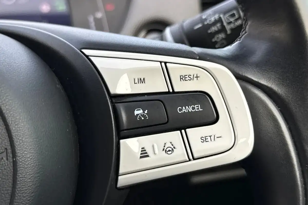 2021-honda-jazz-15-i-mmd-crosstar-ex-107ps-big-34