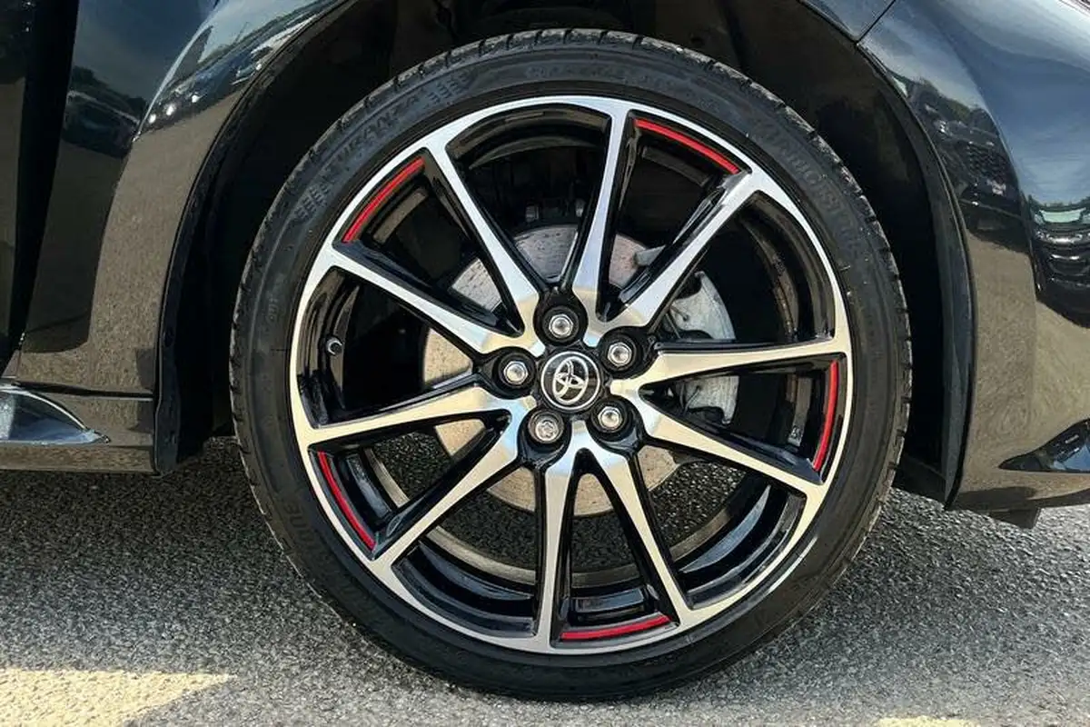 2023-toyota-yaris-15-vvt-i-gr-sport-114bhp-big-7