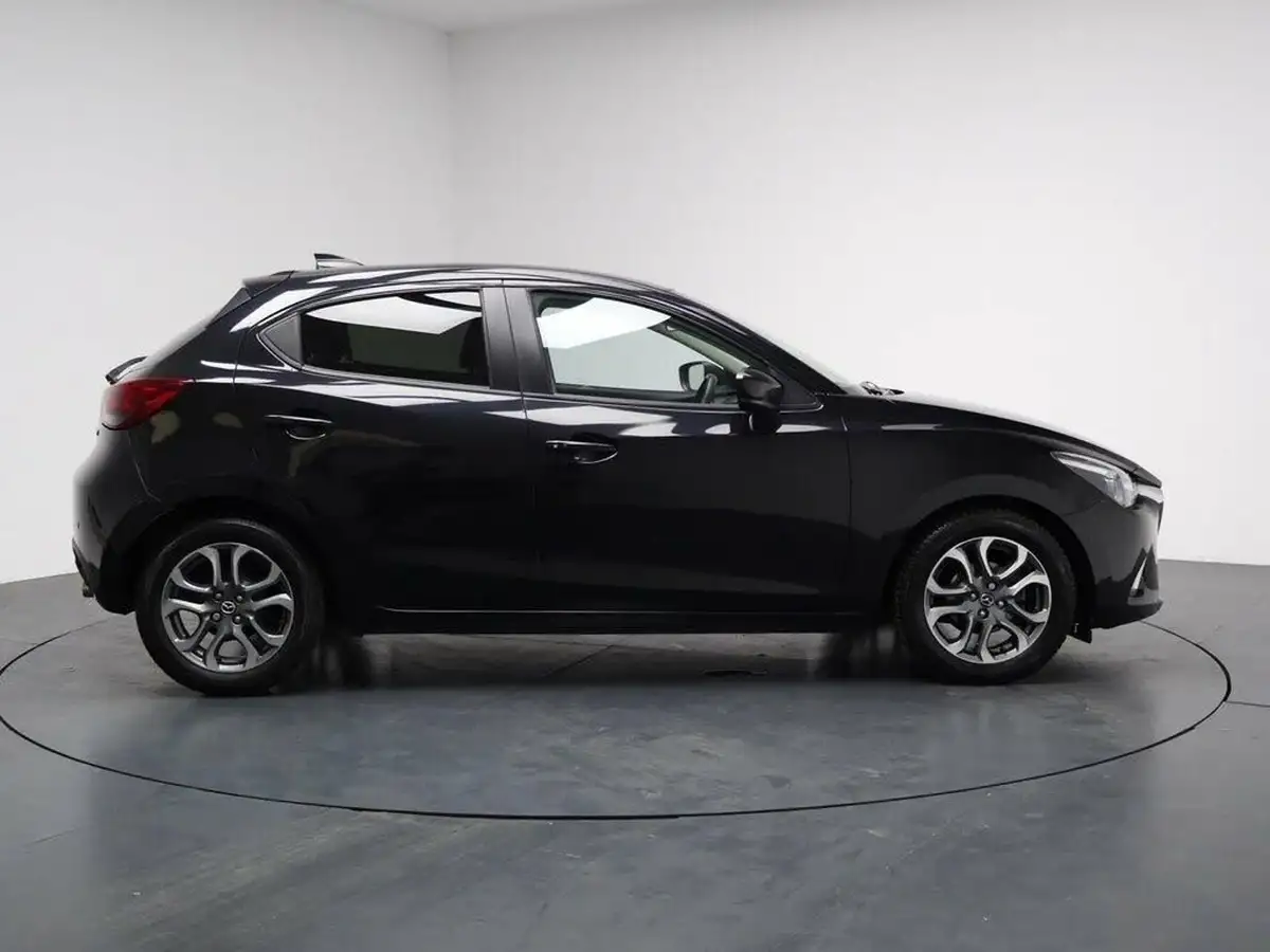 2019-mazda-mazda2-15-gt-sport-nav-115ps-big-13