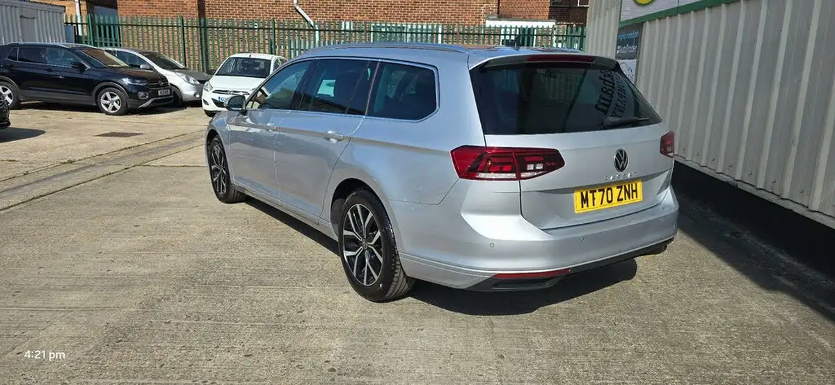 2020-volkswagen-passat-20tdi-sel-150ps-evo-estate-5d-dsg-big-7