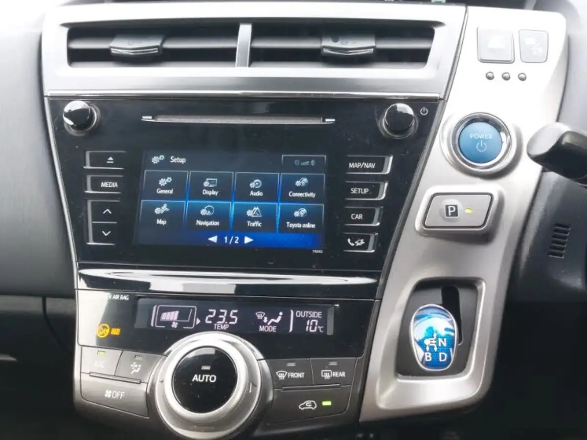 2020-toyota-prius-18-vvt-i-excel-big-11