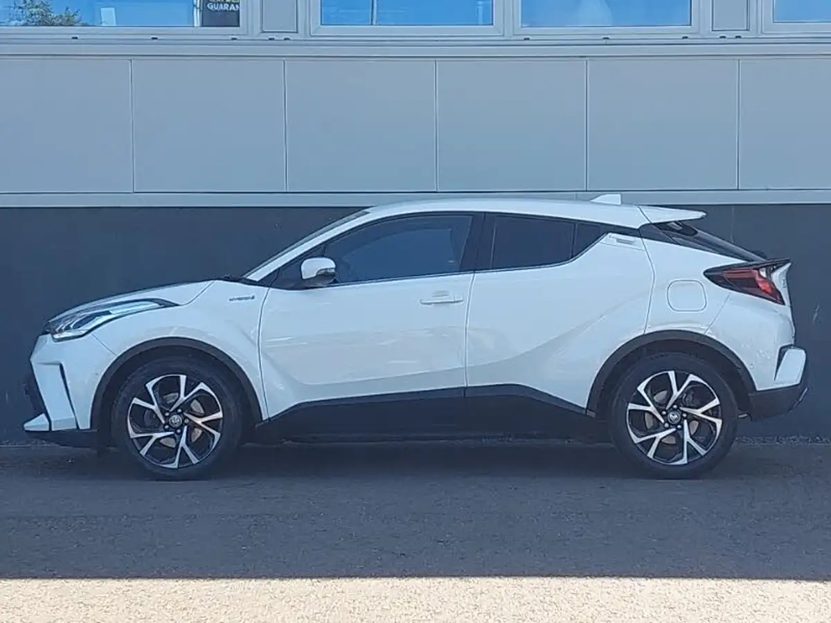 2021-toyota-c-hr-20-vvt-i-design-big-3