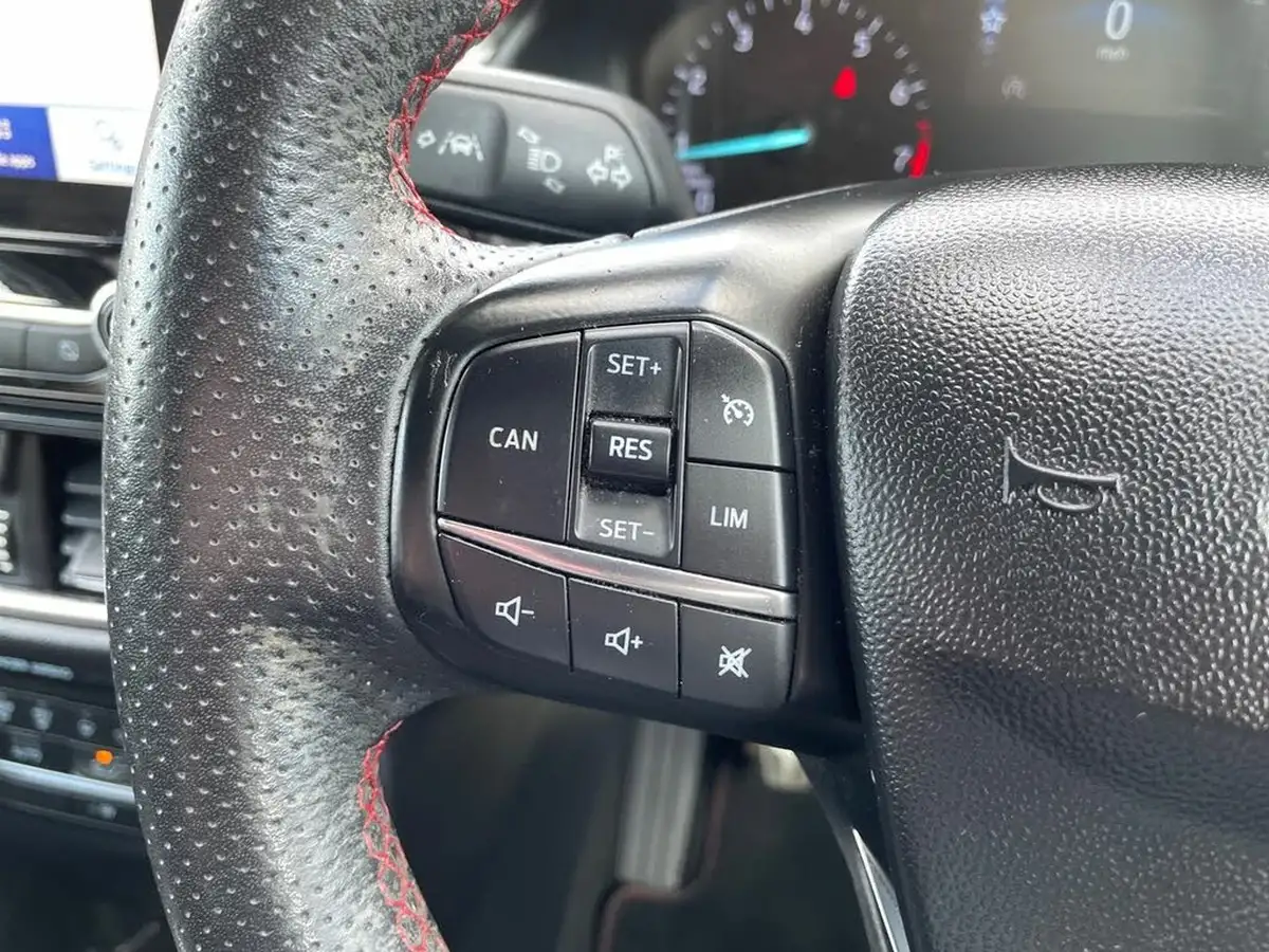 2020-ford-fiesta-10t-st-line-x-edition-95ps-5d-big-28