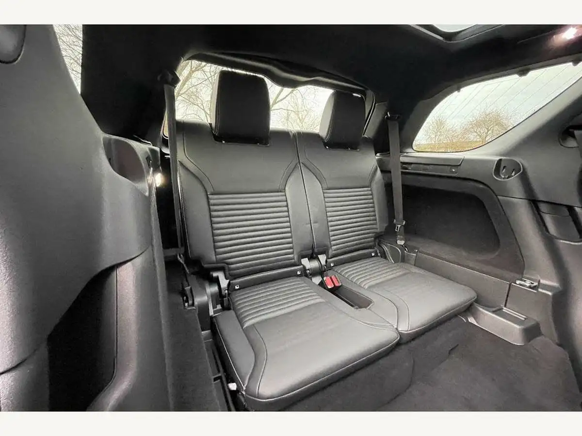 2024-land-rover-discovery-30-d350-dynamic-hse-big-41