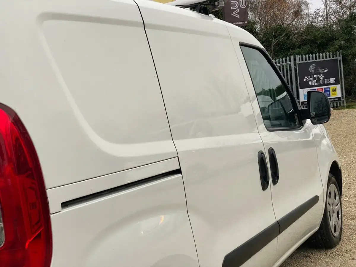 2015-fiat-doblo-cargo-13td-v-l1-refrigerated-van-big-48