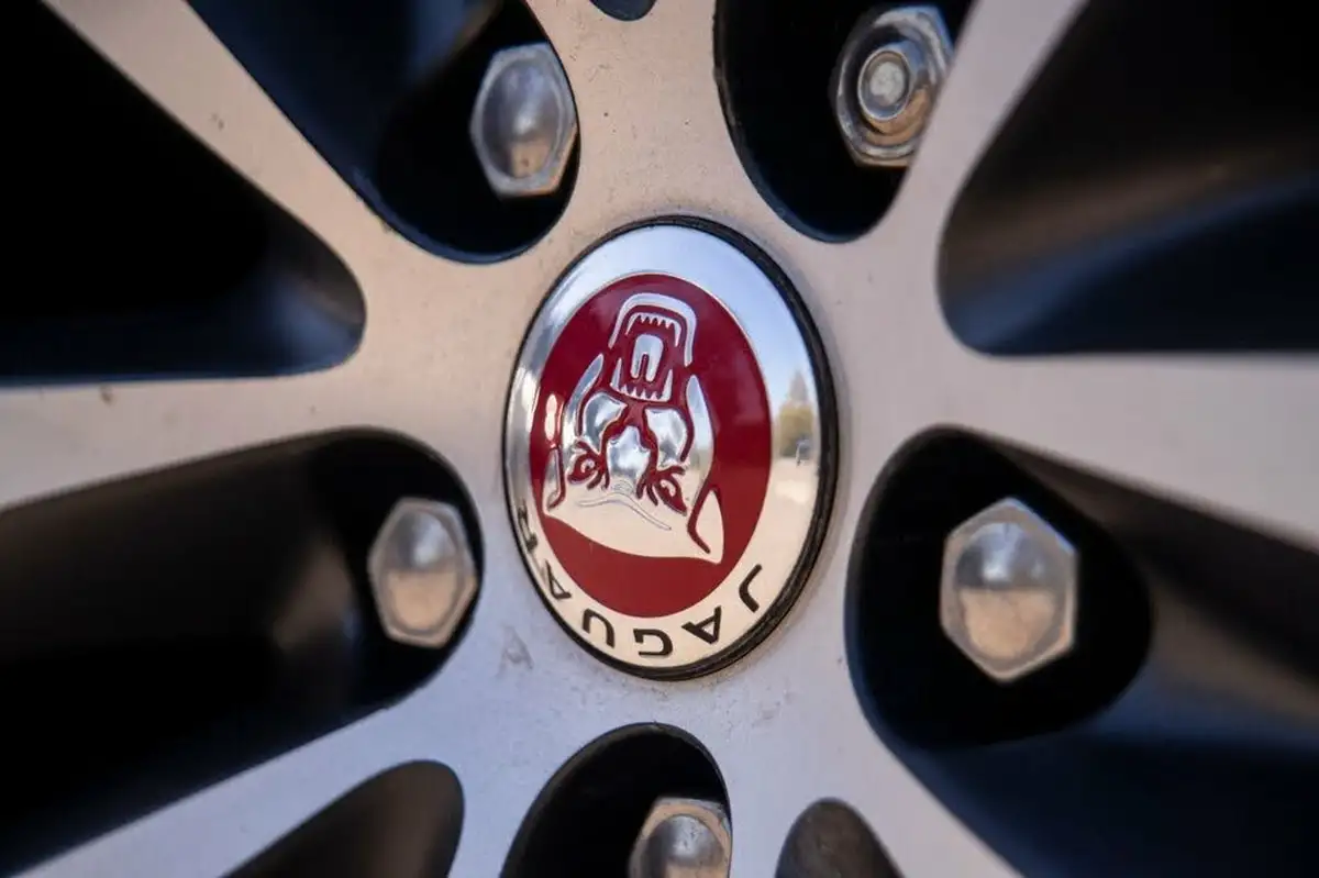 2019-jaguar-e-pace-20-i4d-r-dynamic-hse-180ps-big-37