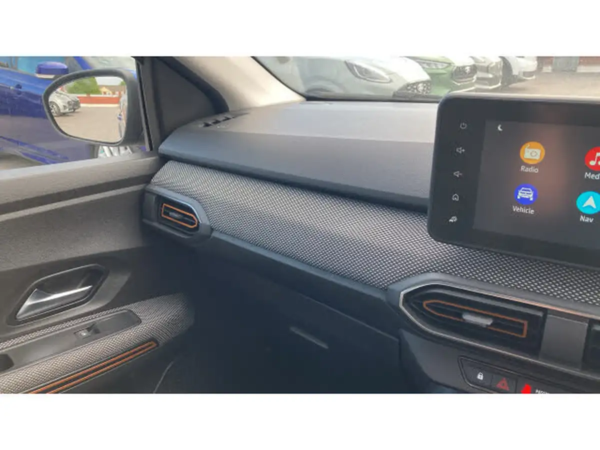 2022-dacia-sandero-stepway-10-tce-prestige-90bhp-big-15
