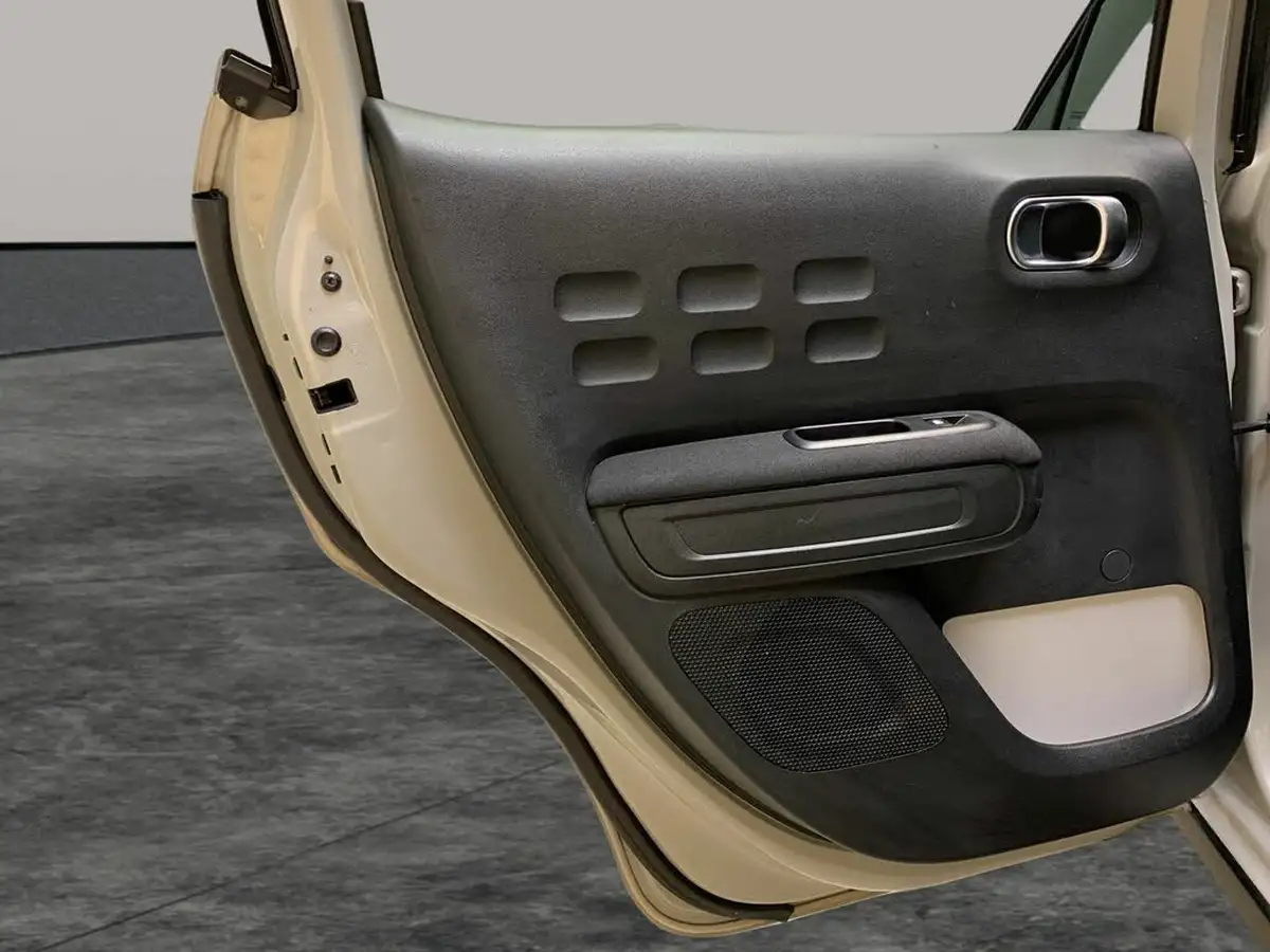 2022-citroen-c3-12-puretech-c-series-big-32