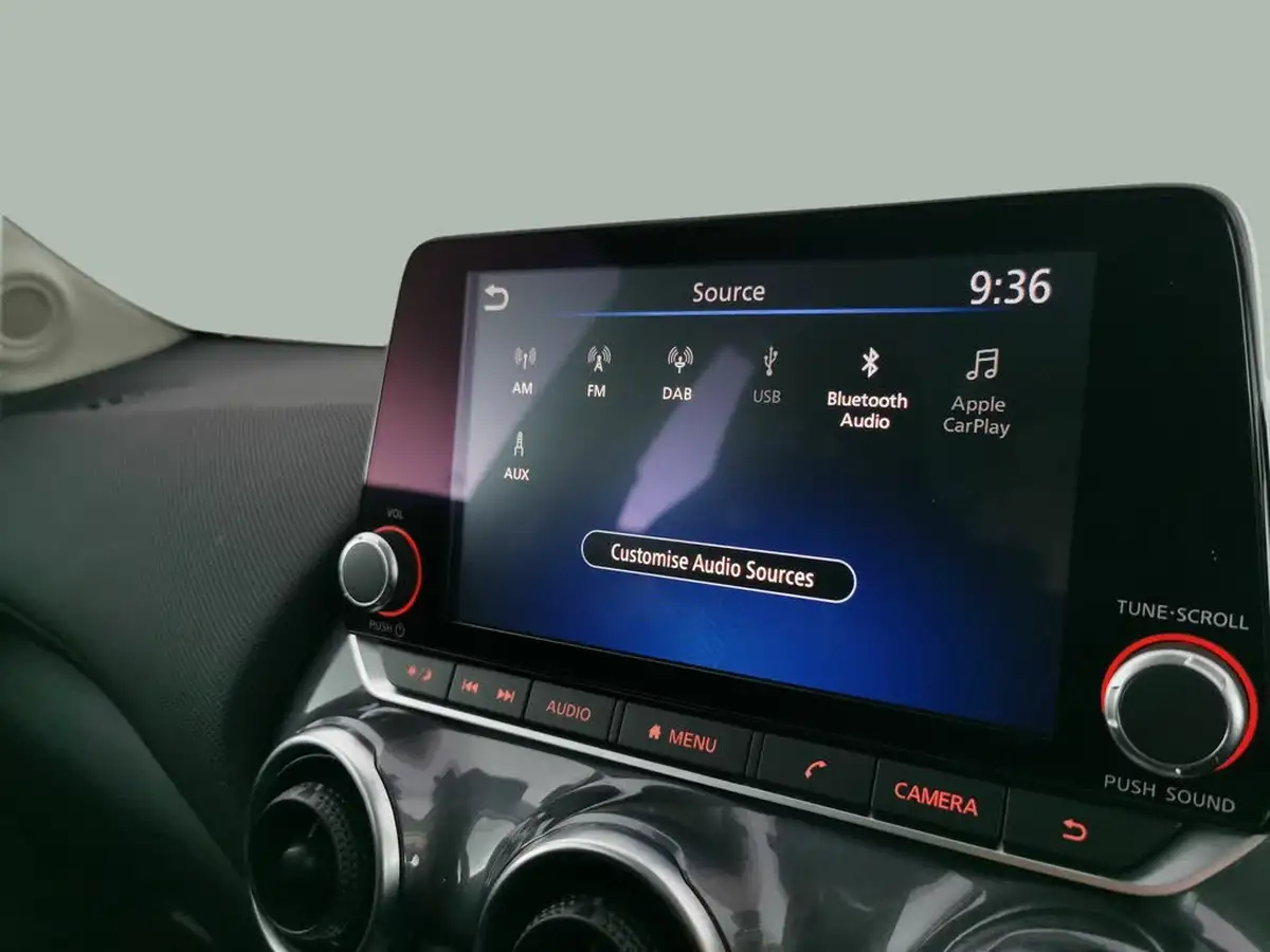 2022-nissan-juke-10-dig-t-acenta-dct-big-16