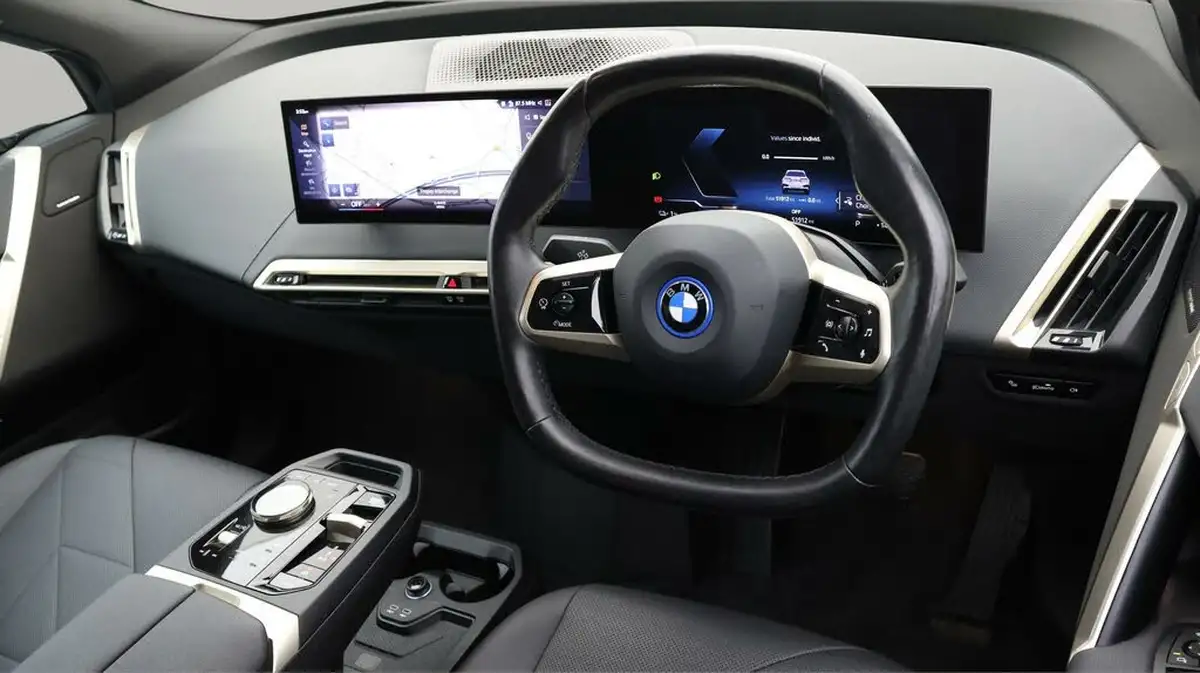 2022-bmw-ix-e-xdrive-40-m-sport-big-9