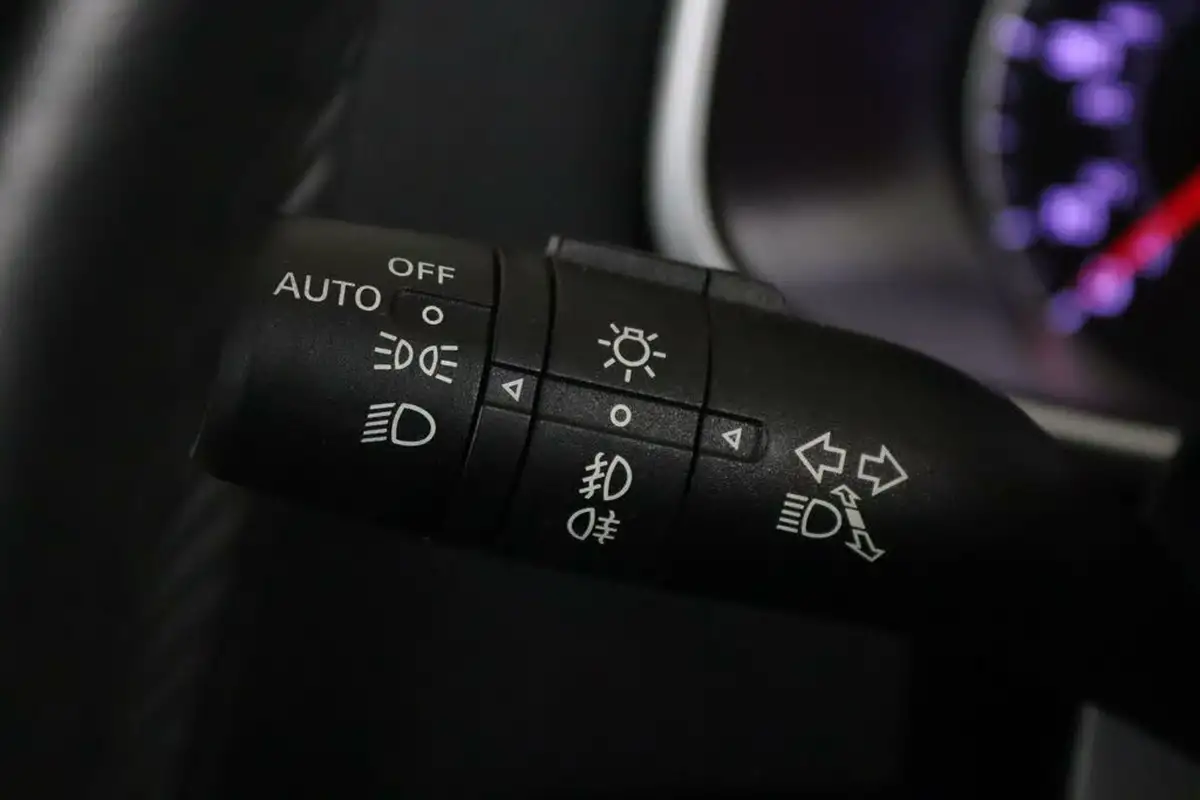 2019-mg-zs-suv-10t-gdi-exclusive-111ps-big-21