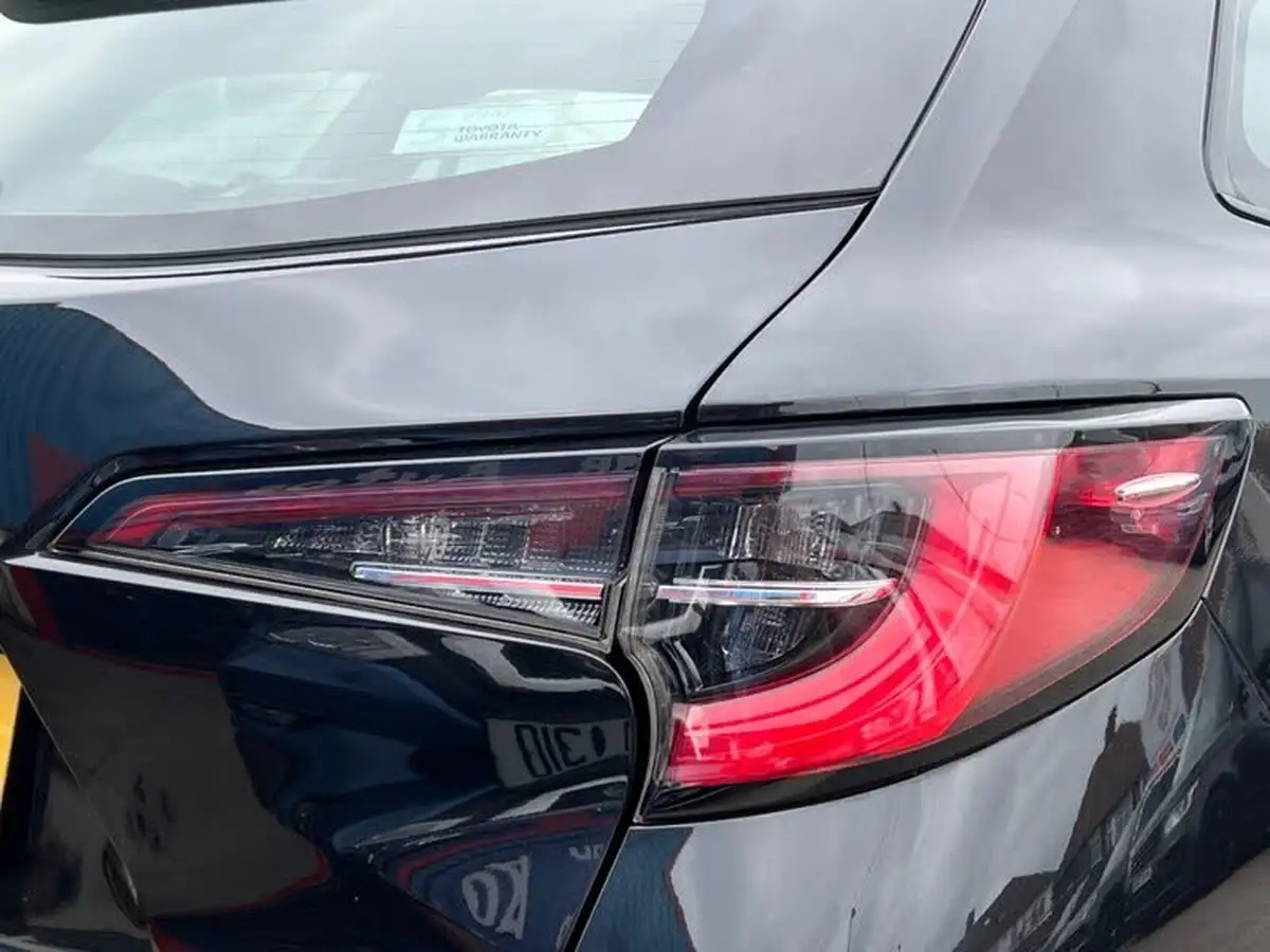 2021-toyota-corolla-20-vvt-i-icon-tech-touring-sports-big-21