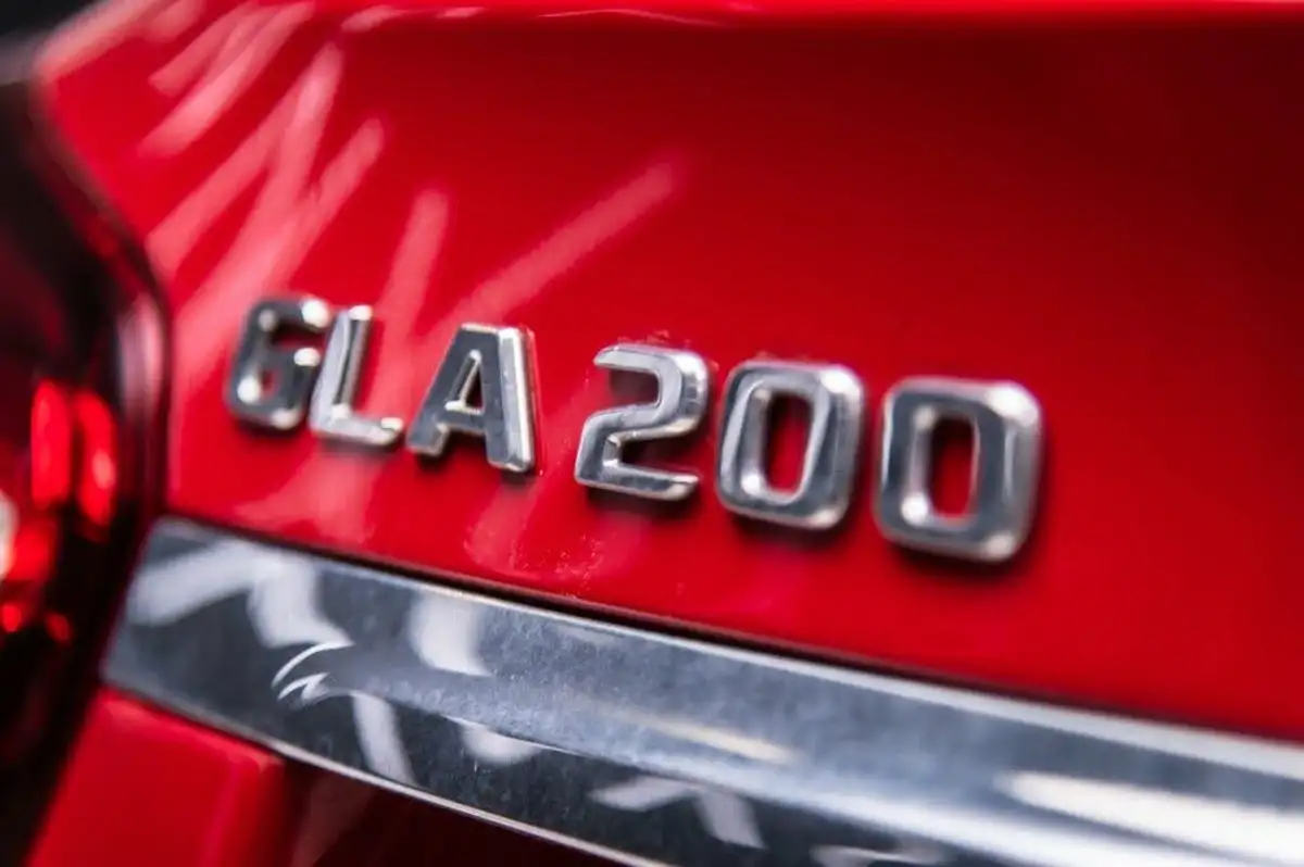 2020-mercedes-benz-gla-class-16-gla-200-amg-line-edition-plus-7g-dct-big-49