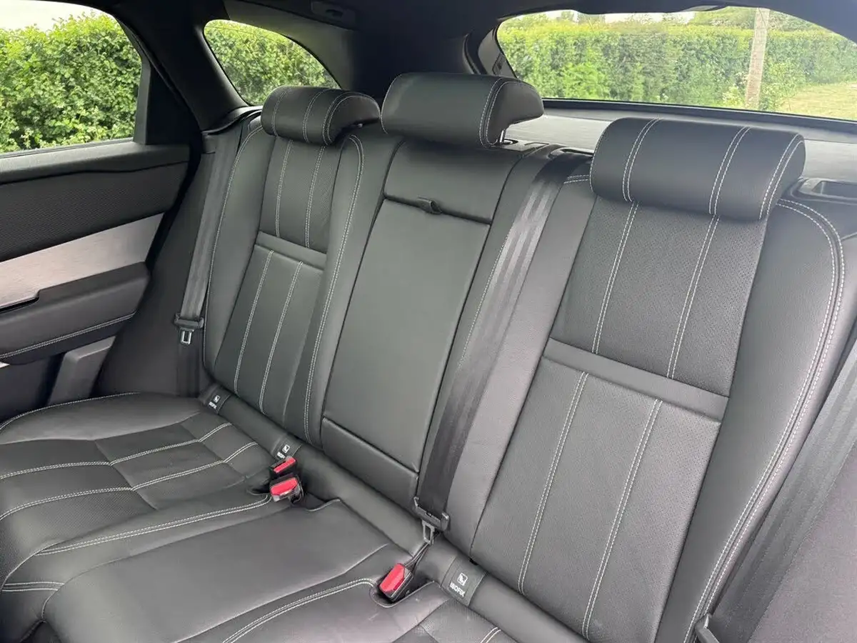 2021-land-rover-range-rover-velar-20-d200-velar-edition-big-18
