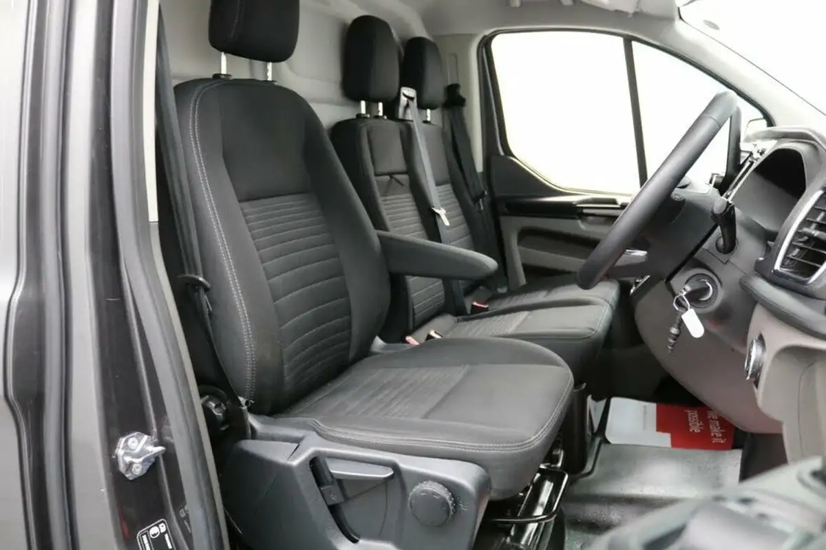 2022-ford-transit-custom-20tdci-340-l1h1-limited-170pseu6dt-auto-big-25