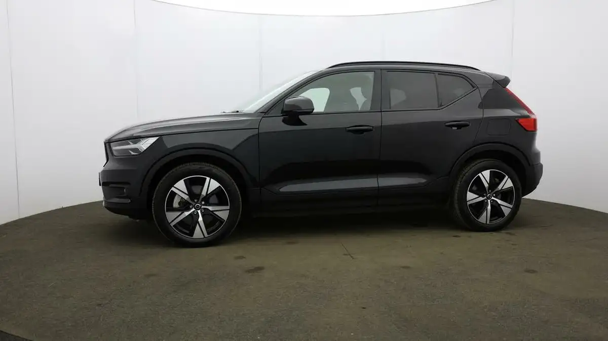 2021-volvo-xc40-e-twin-recharge-plus-big-32