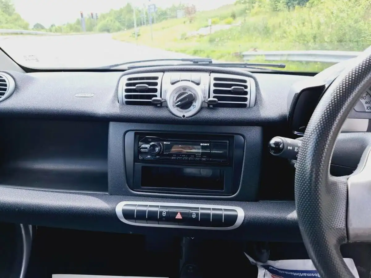 2013-smart-fortwo-big-13