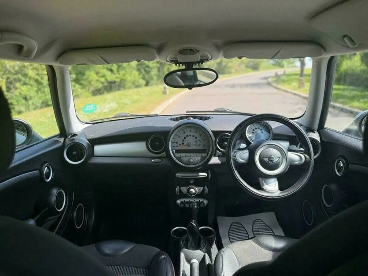 2008-mini-clubman-16-cooper-120bhp-auto-big-33