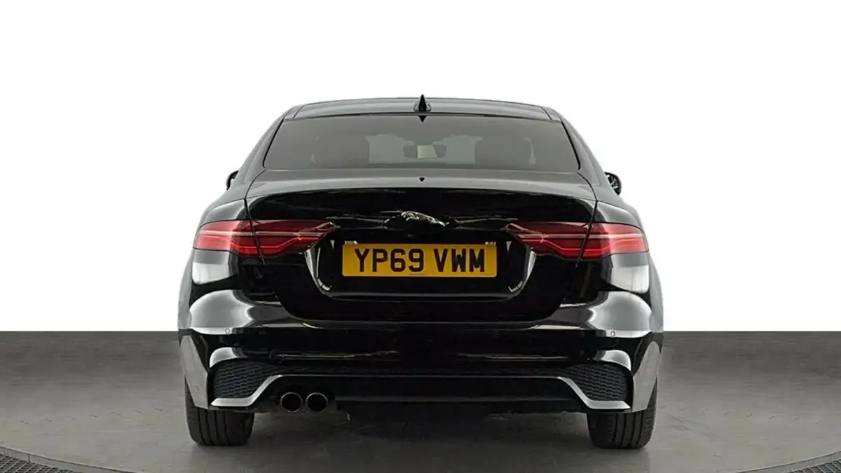 2020-jaguar-xe-20d-r-dynamic-s-big-4
