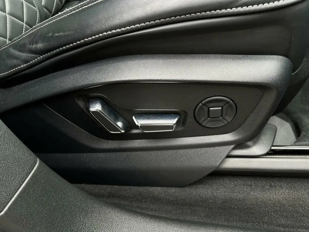 2020-audi-sq8-40tdi-big-53