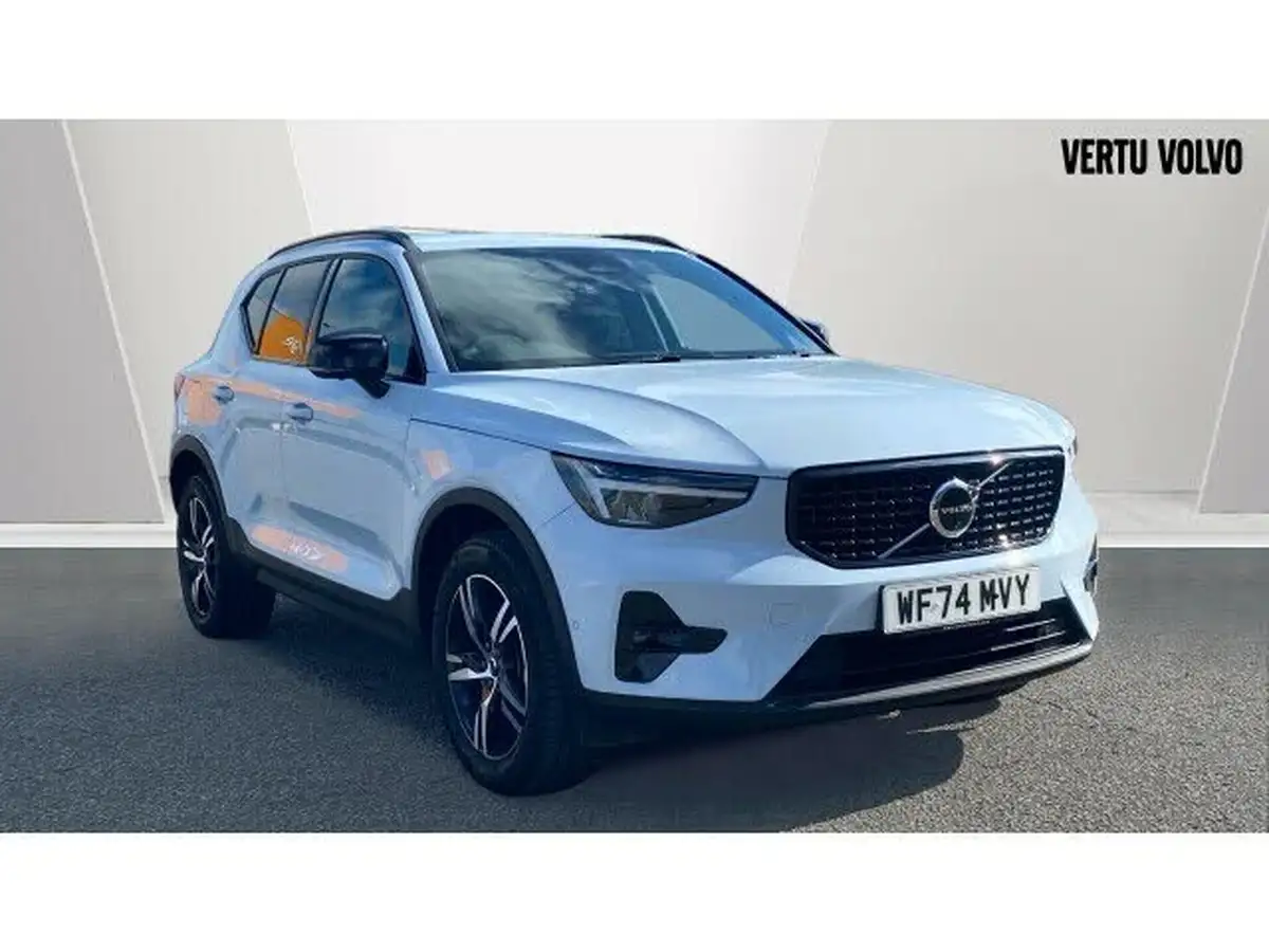 2024-volvo-xc40-20-b3-plus-big-0