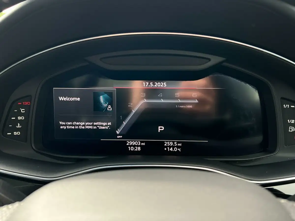 2020-audi-sq8-40tdi-big-29