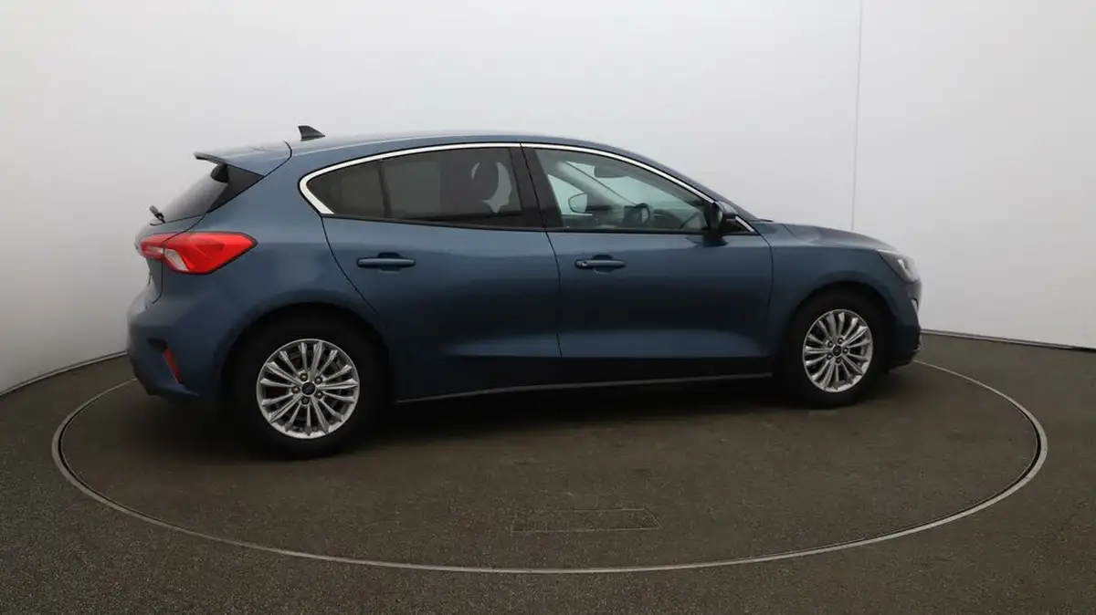 2020-ford-focus-10t-titanium-hatchback-auto-big-48