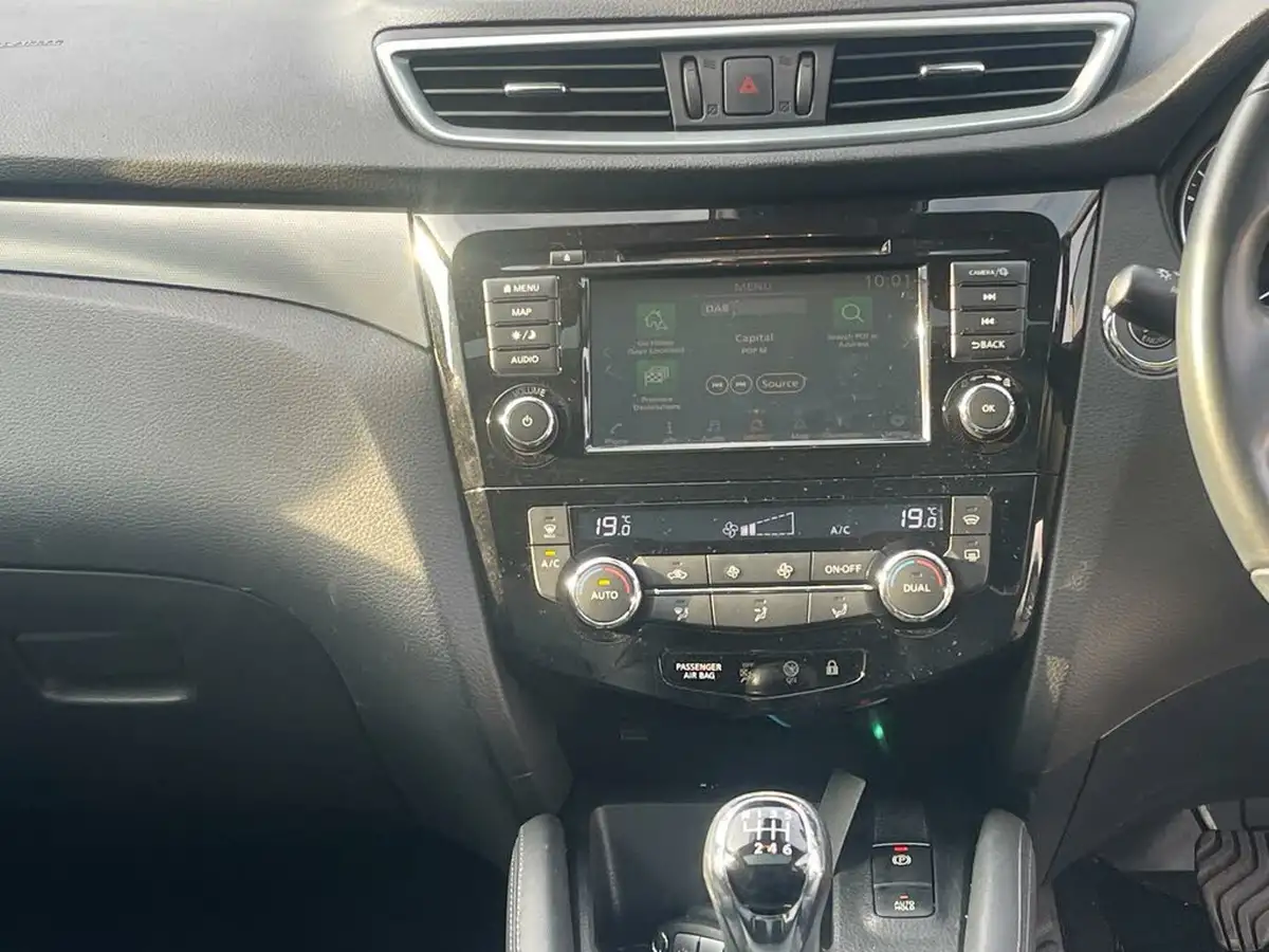 2019-nissan-qashqai-13-dig-t-tekna-140ps-big-41