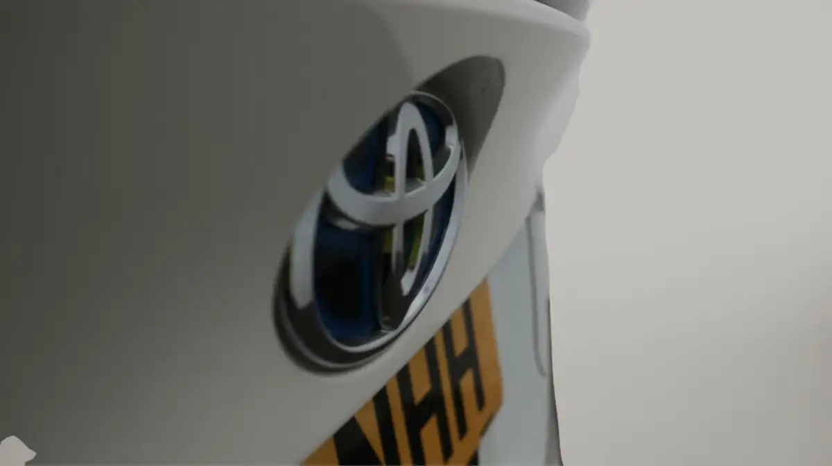 2022-toyota-c-hr-18-vvt-i-icon-big-22