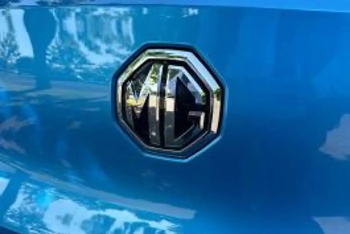 2024-mg-zs-suv-15-vti-tech-exclusive-big-11
