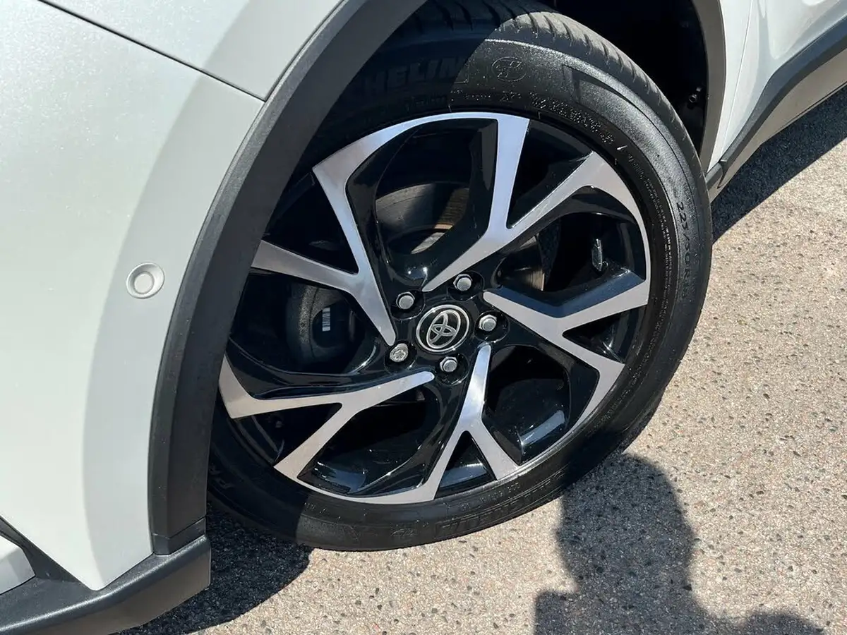 2020-toyota-c-hr-20-vvt-i-design-big-2