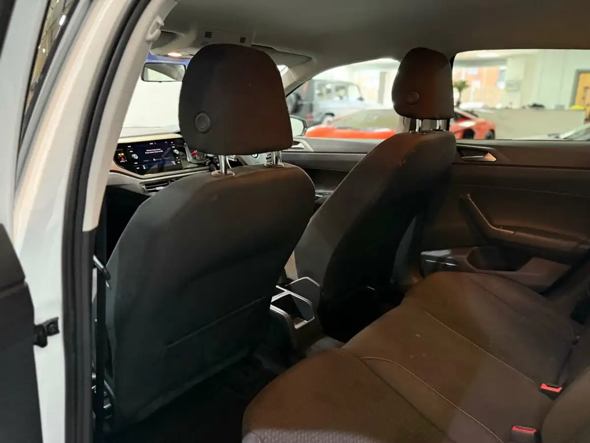2020-volkswagen-polo-10-match-big-33