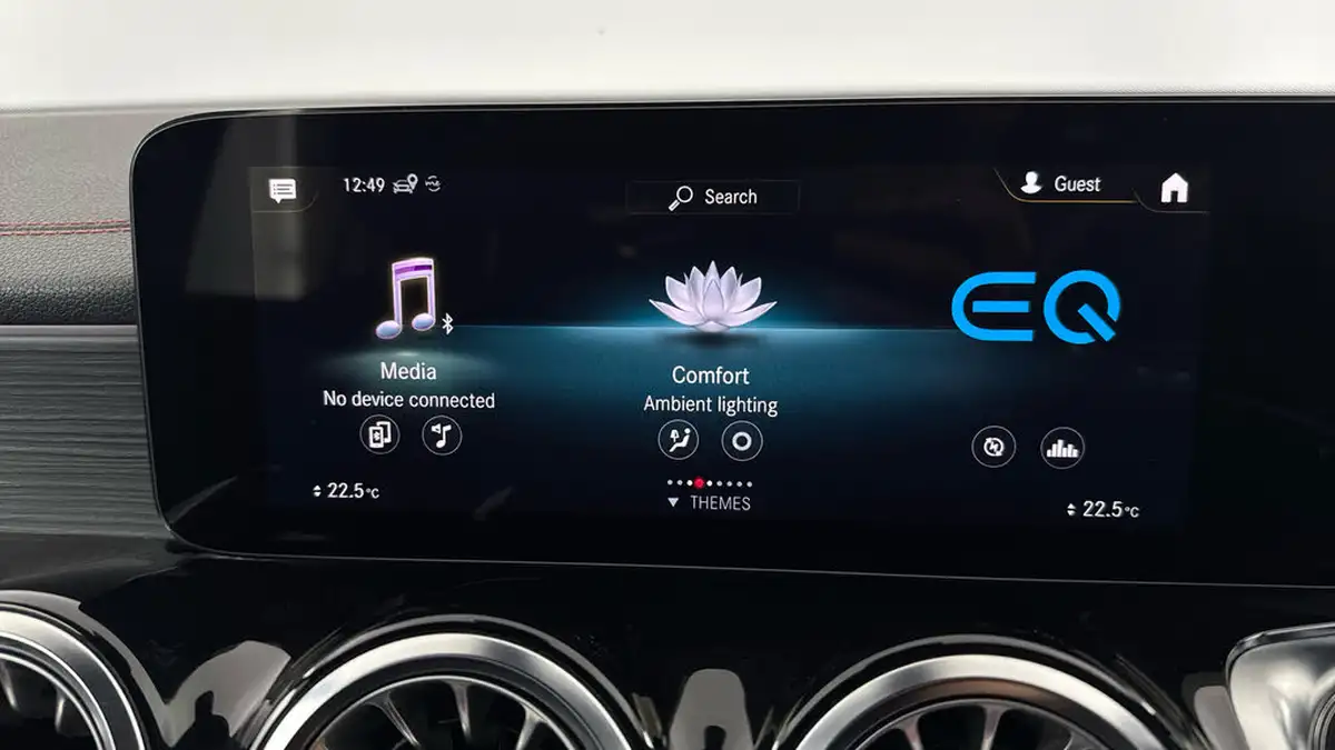 2022-mercedes-benz-eqb-e-eqb-300-amg-line-big-18