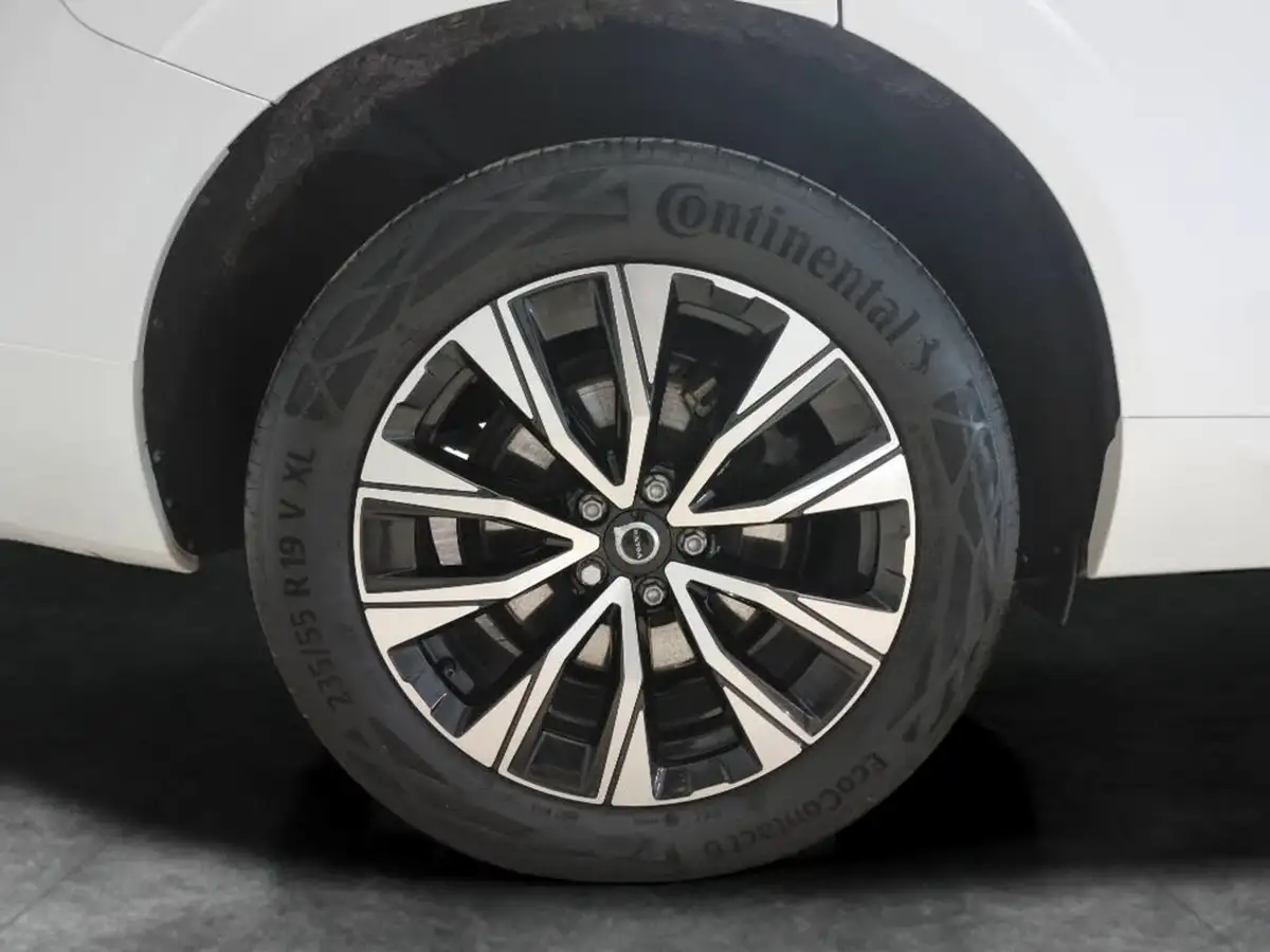 2023-volvo-xc60-20-b5-plus-big-22