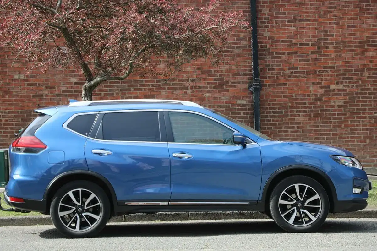 2017-nissan-x-trail-16dci-tekna-4wd-big-9
