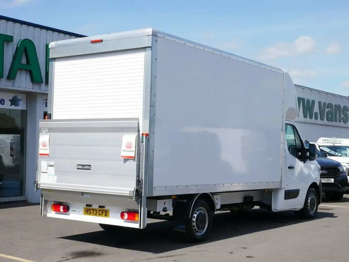 2024-renault-master-23dci-ll35-130-start-rwd-chassis-big-3
