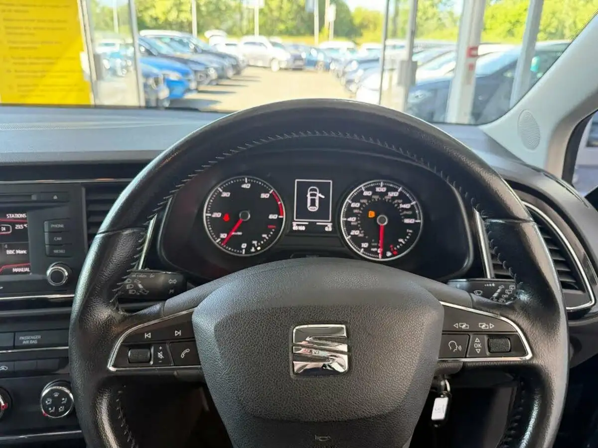 2015-seat-leon-16tdi-se-105ps-sports-tourer-5d-big-15