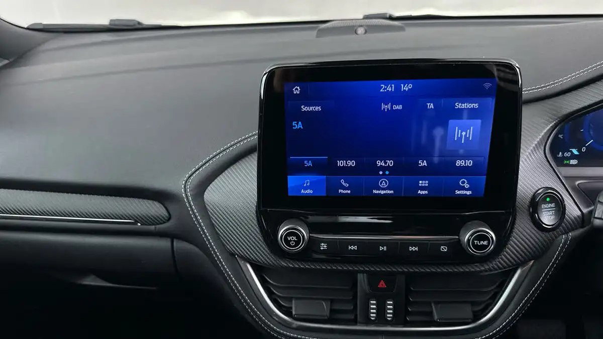 2022-ford-puma-suv-10-st-line-vignale-155ps-big-31