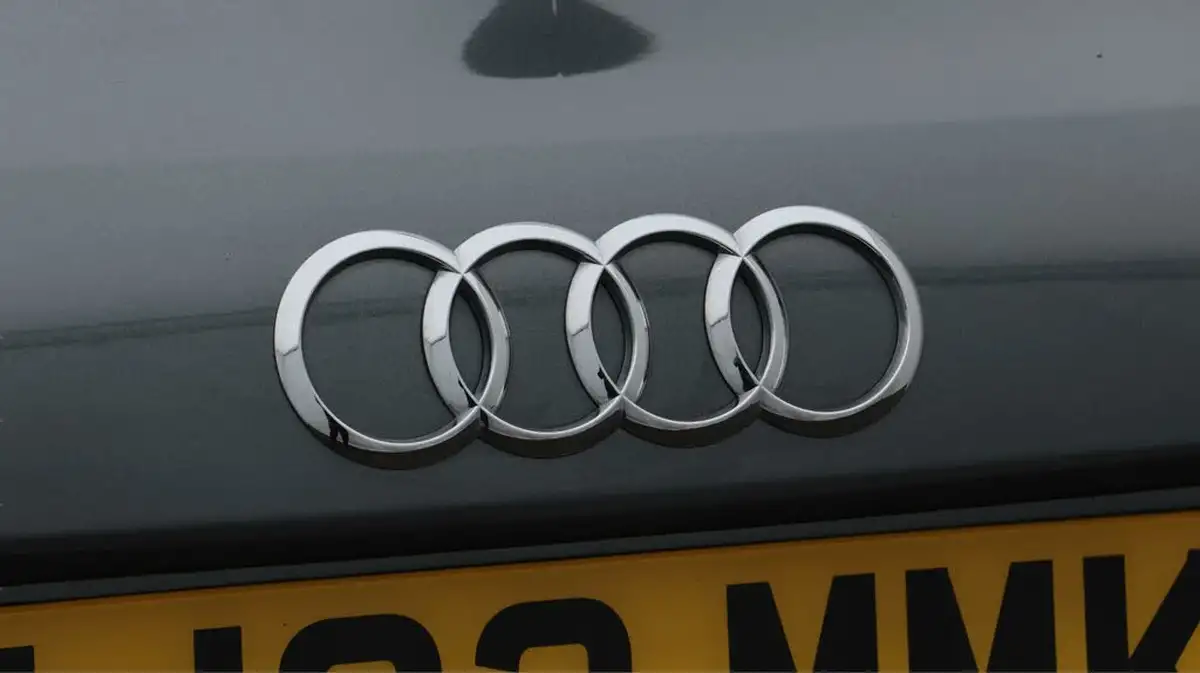 2022-audi-a3-15-35-tfsi-s-line-sportback-5d-big-21